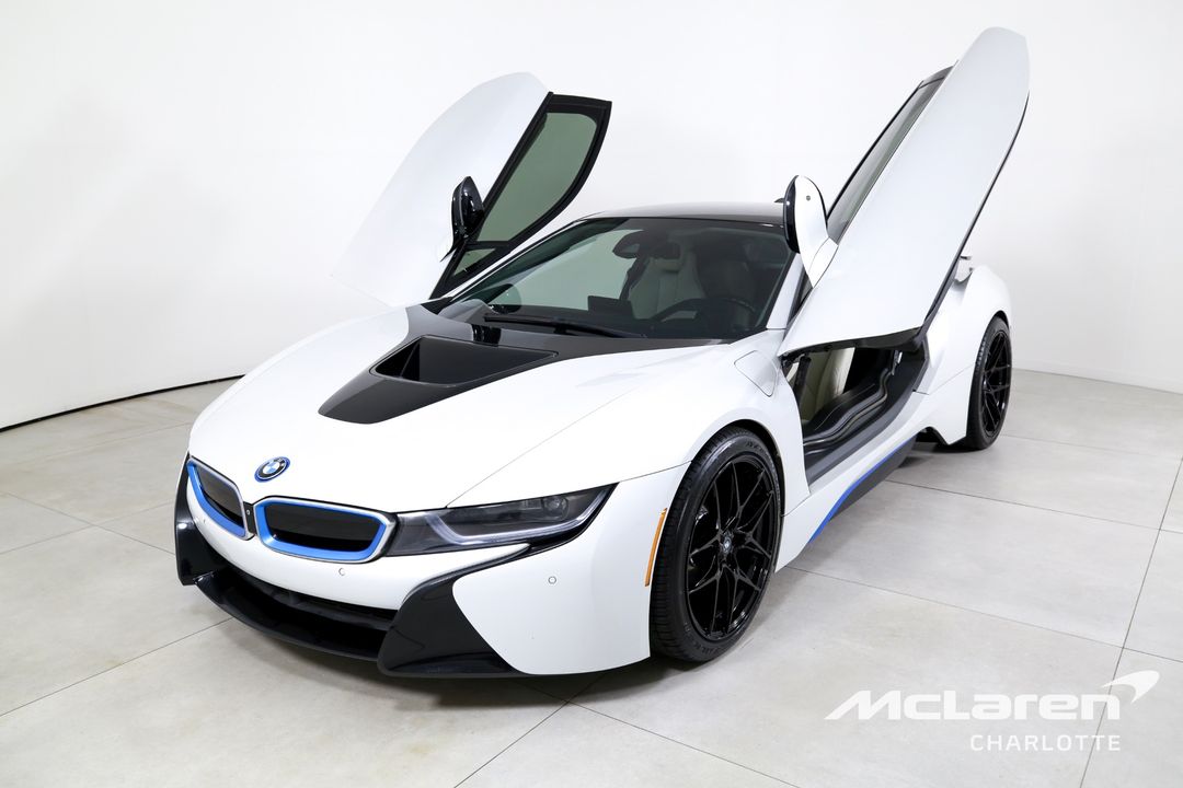 2016 BMW i8