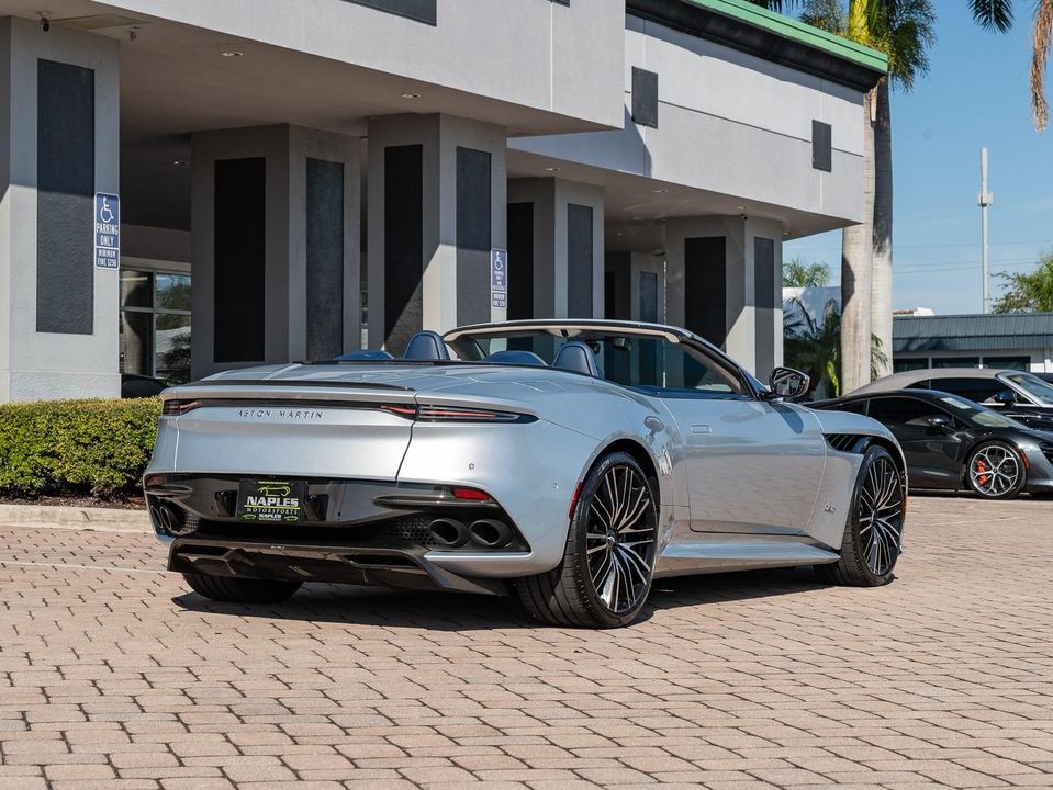 2020 Aston Martin DBS