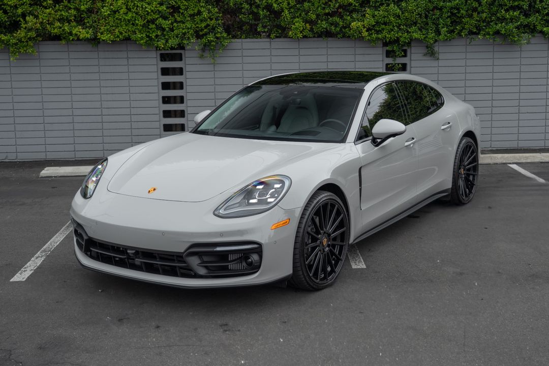 2023 Porsche Panamera