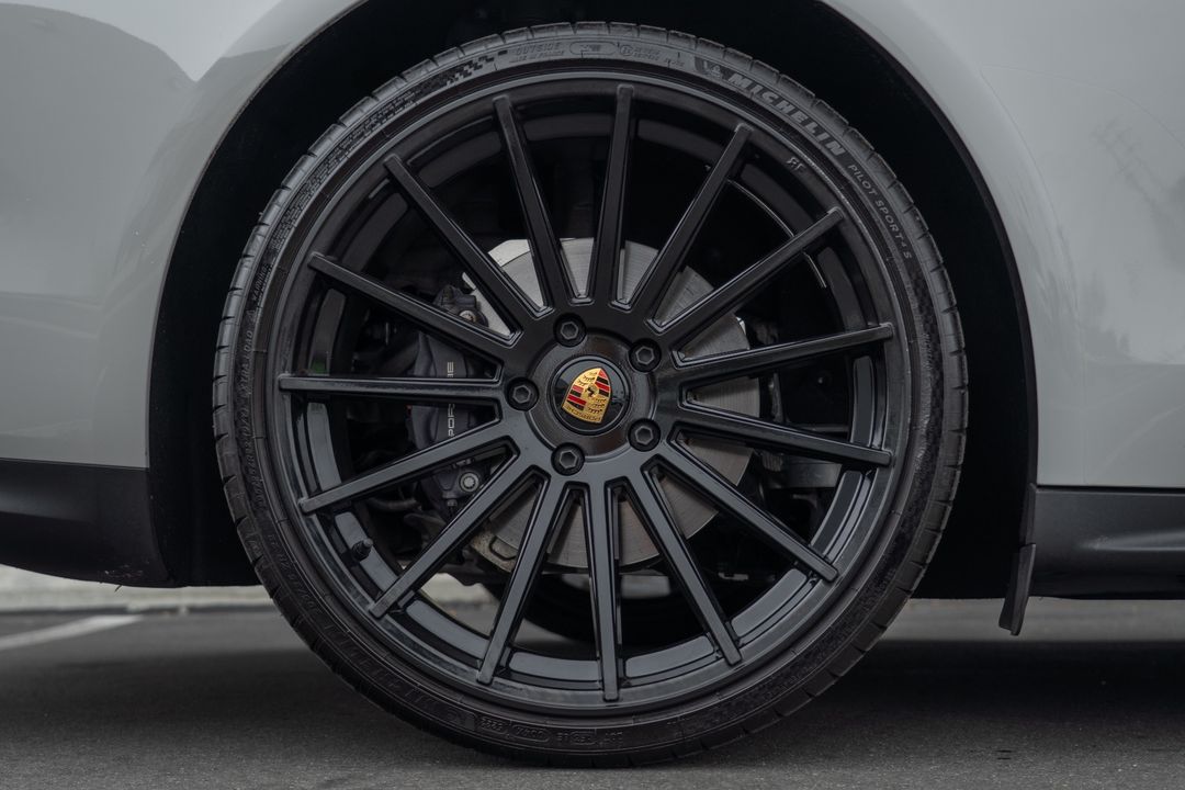2023 Porsche Panamera