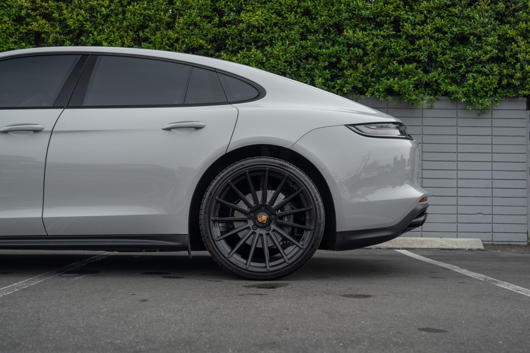 2023 Porsche Panamera