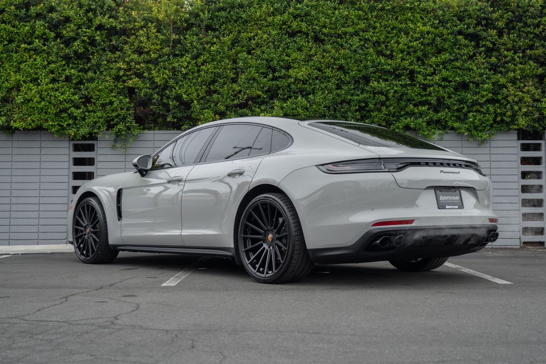 2023 Porsche Panamera