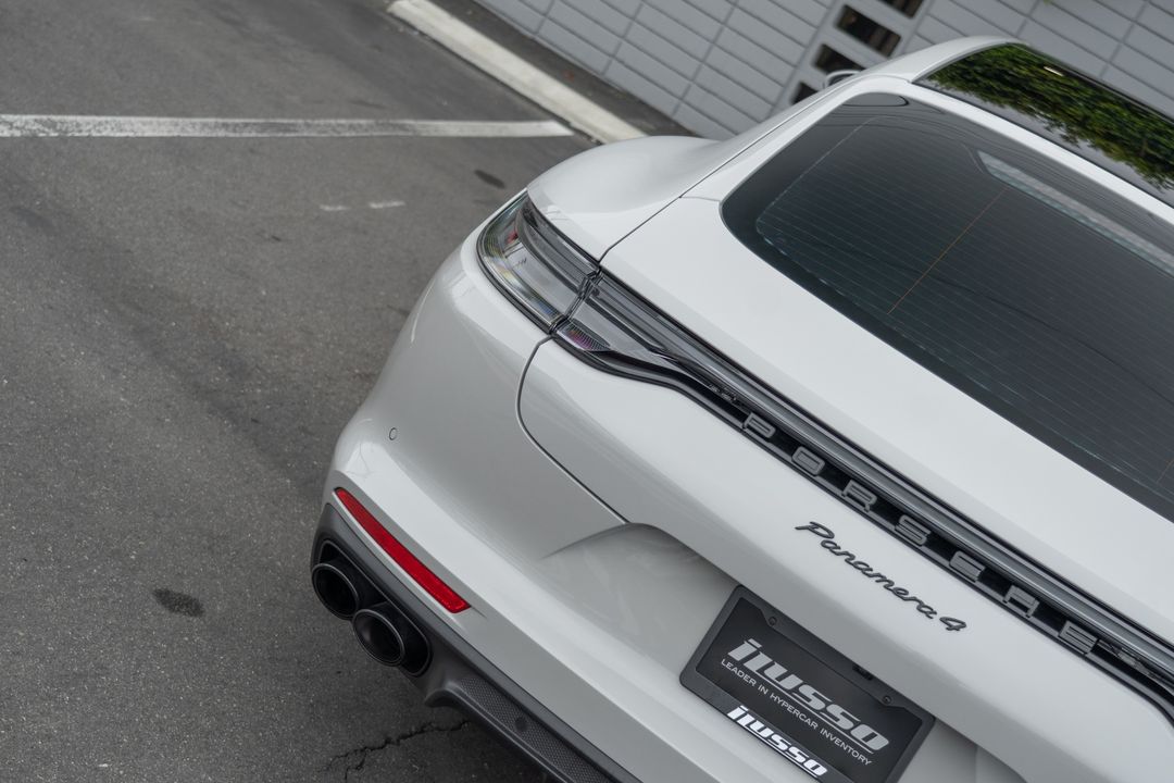 2023 Porsche Panamera