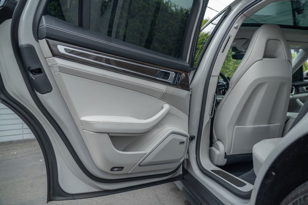 2023 Porsche Panamera