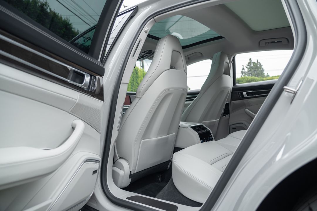 2023 Porsche Panamera