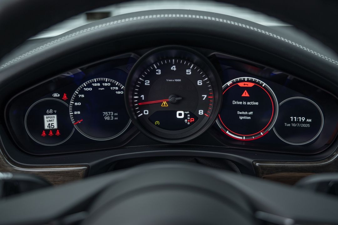 2023 Porsche Panamera