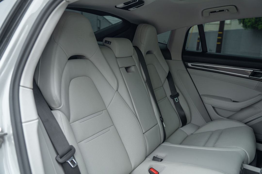 2023 Porsche Panamera