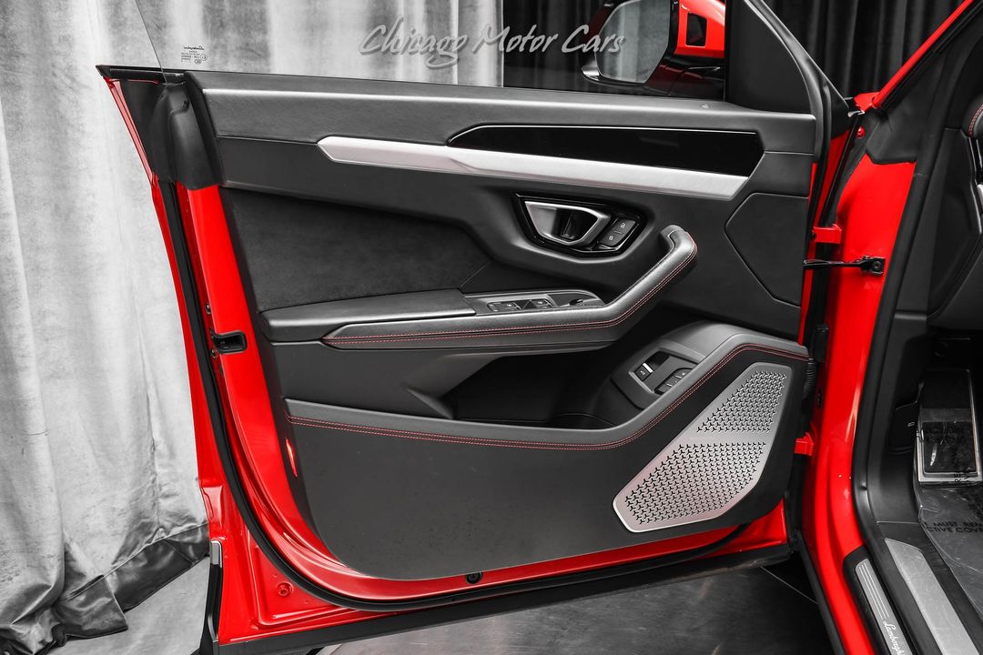 2019 Lamborghini Urus