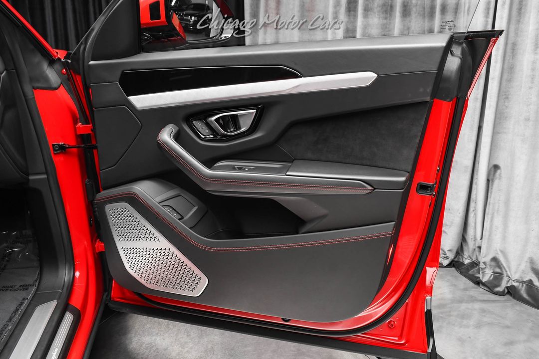 2019 Lamborghini Urus