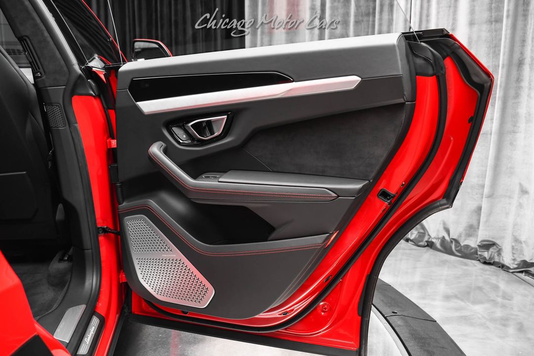 2019 Lamborghini Urus