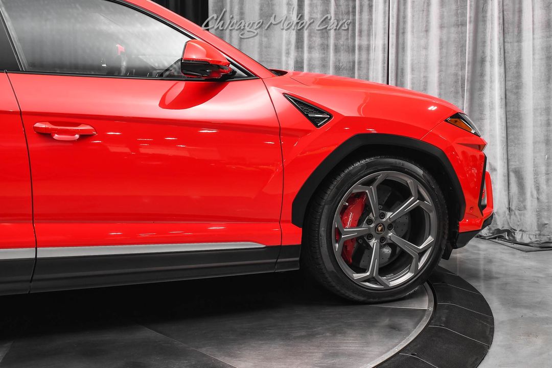 2019 Lamborghini Urus