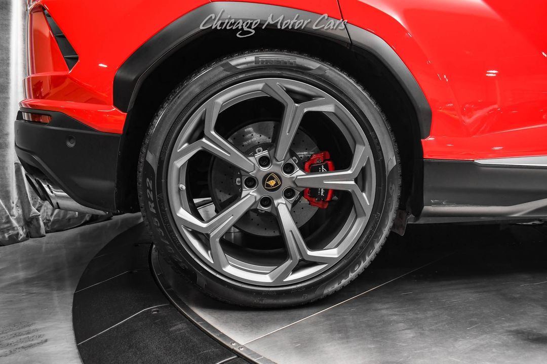 2019 Lamborghini Urus