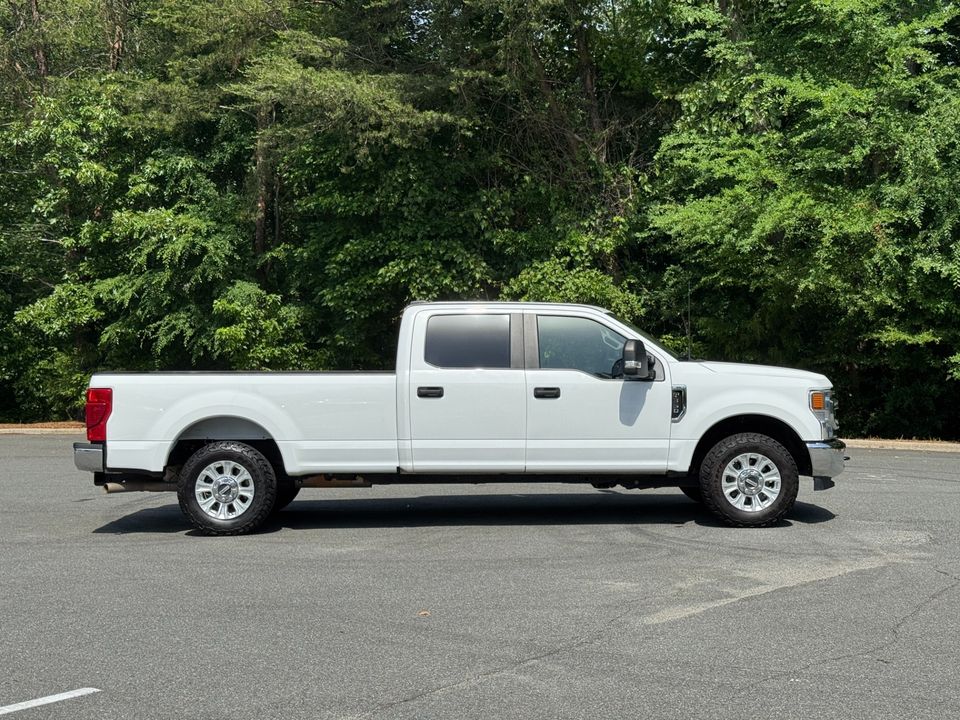 2022 Ford Super Duty F-350 SRW XL