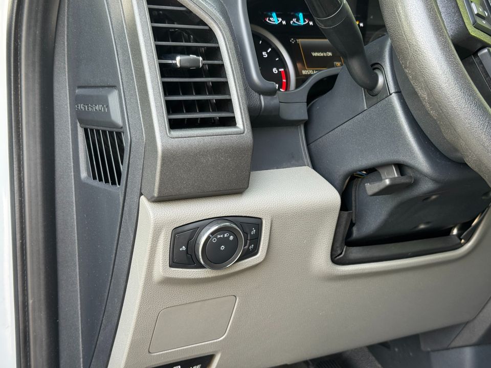 2022 Ford Super Duty F-350 SRW XL