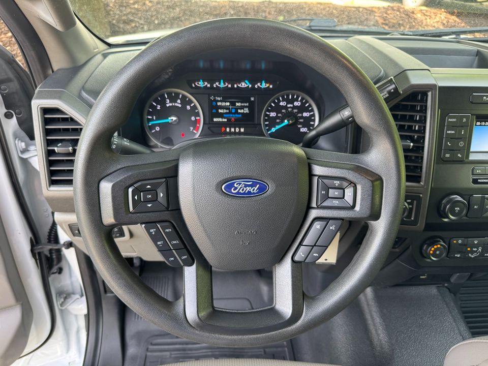 2022 Ford Super Duty F-350 SRW XL