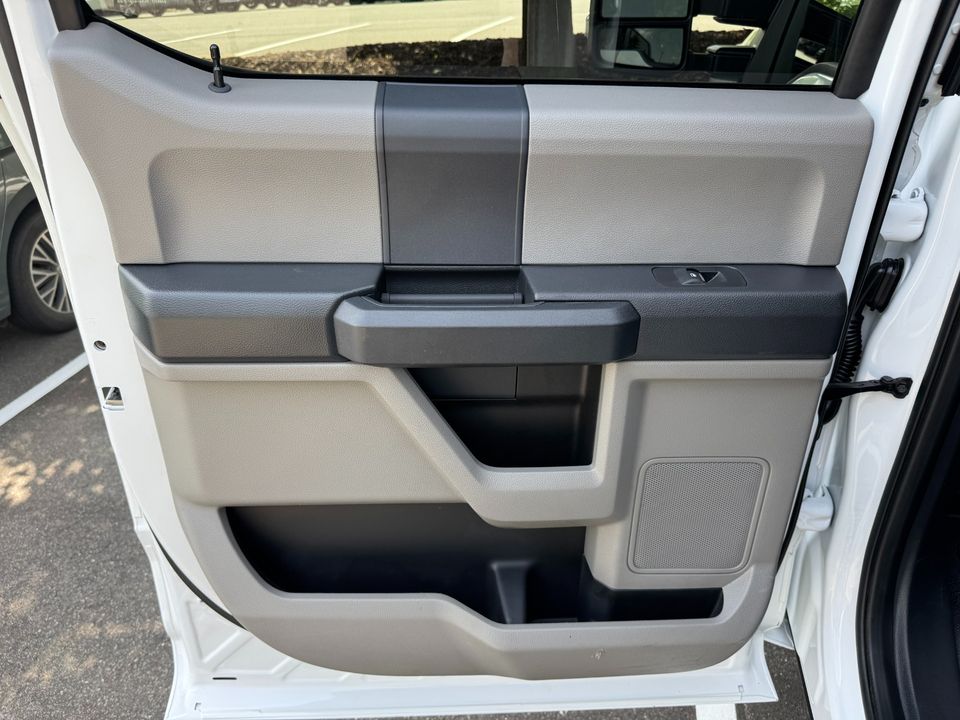 2022 Ford Super Duty F-350 SRW XL