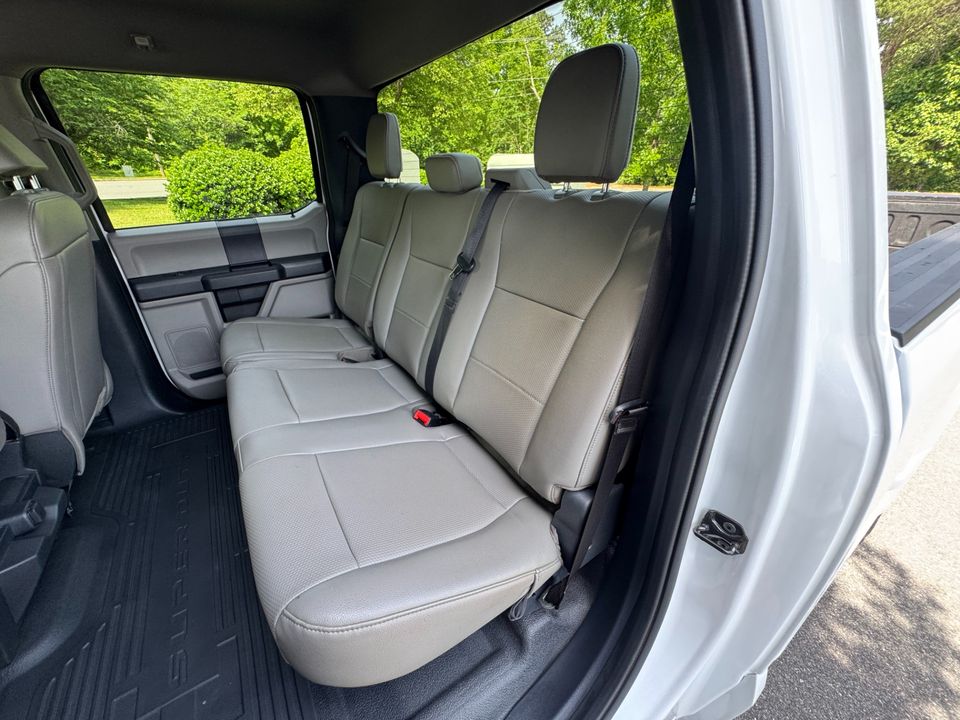 2022 Ford Super Duty F-350 SRW XL