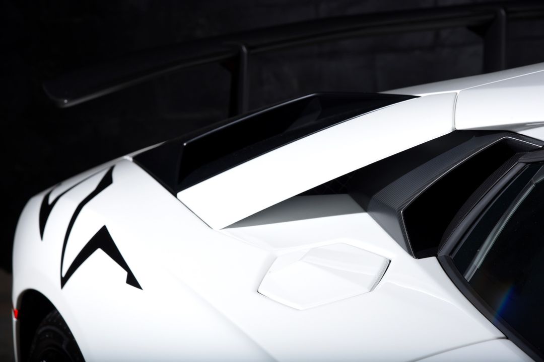 2016 Lamborghini Aventador