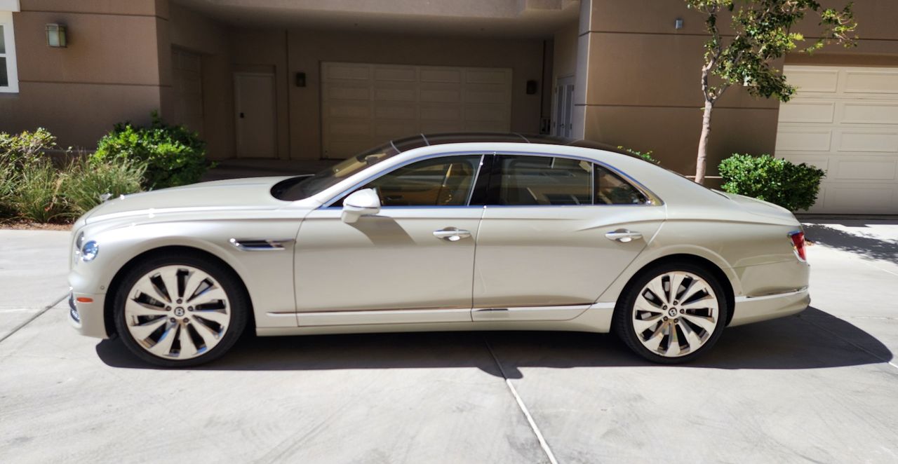 2022 Bentley Flying Spur