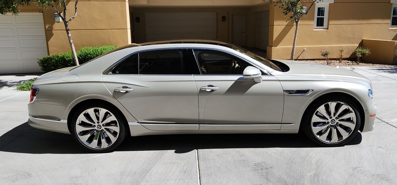 2022 Bentley Flying Spur
