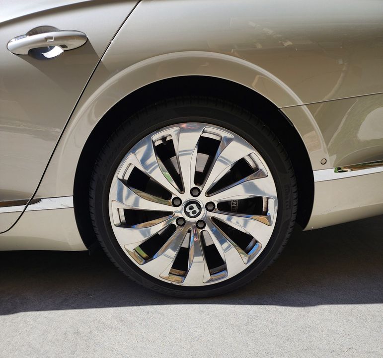 2022 Bentley Flying Spur