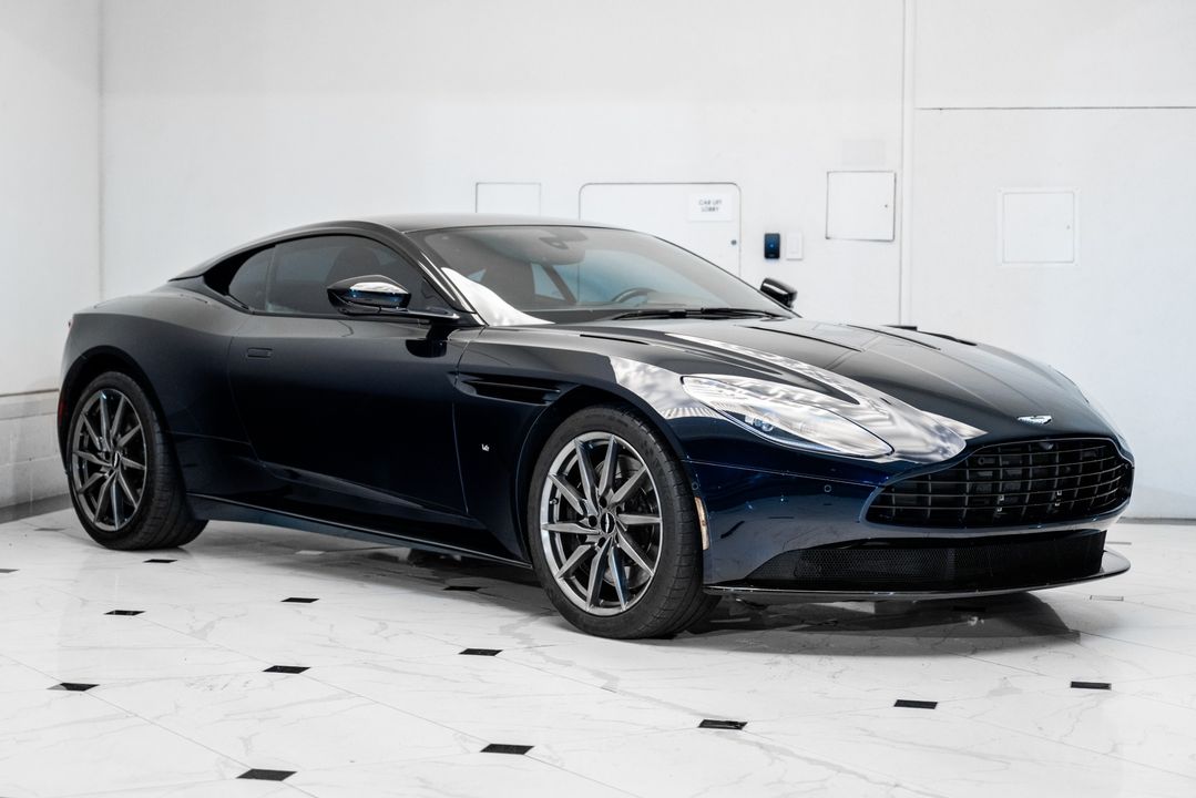 2017 Aston Martin DB11