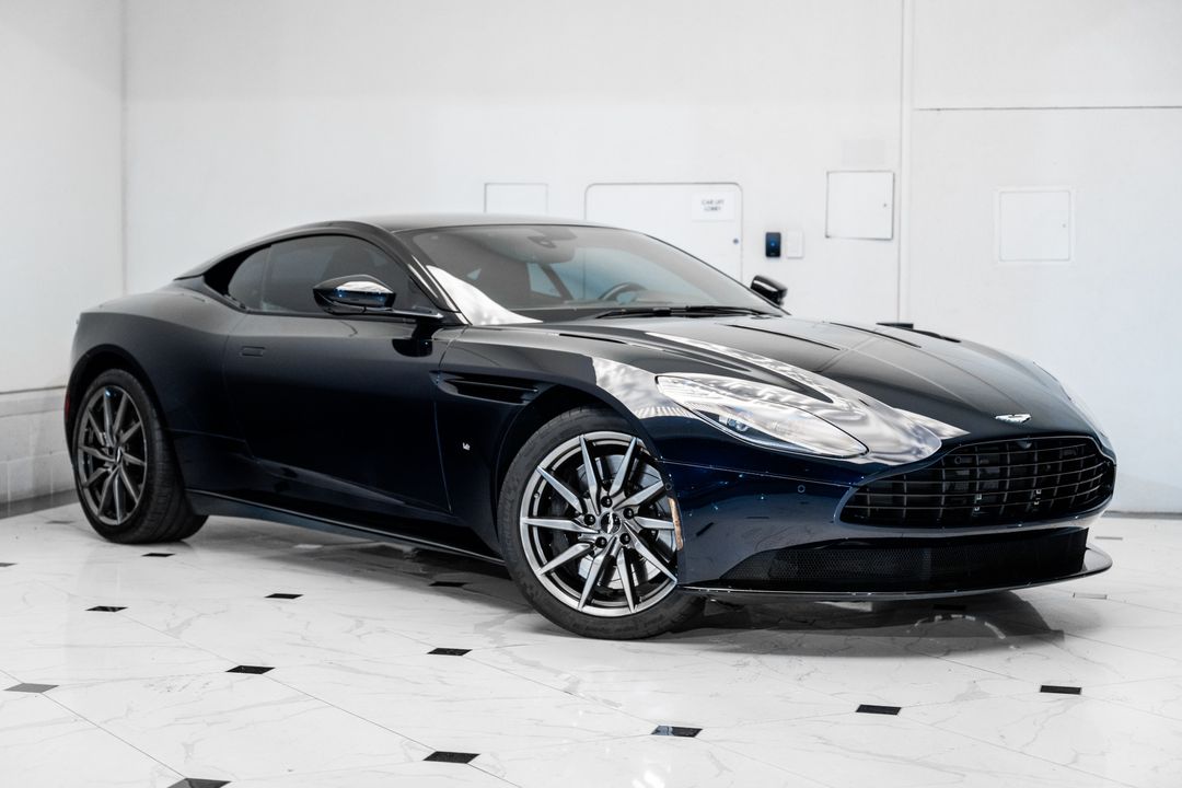 2017 Aston Martin DB11