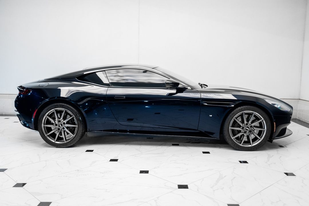 2017 Aston Martin DB11