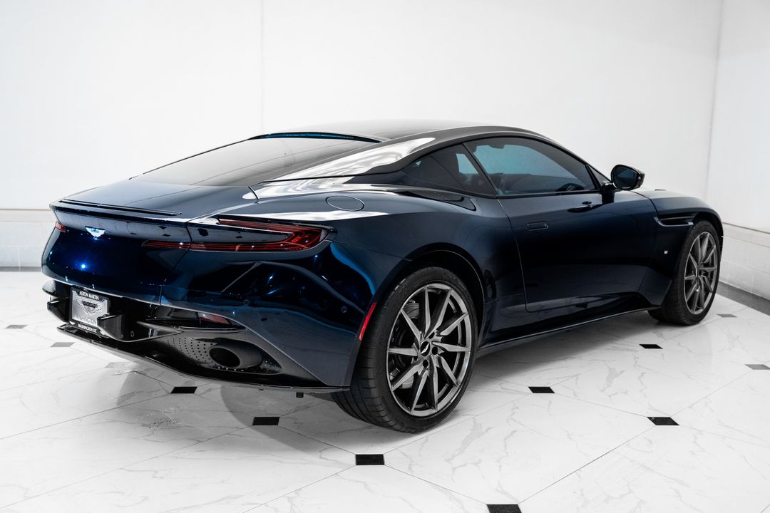 2017 Aston Martin DB11