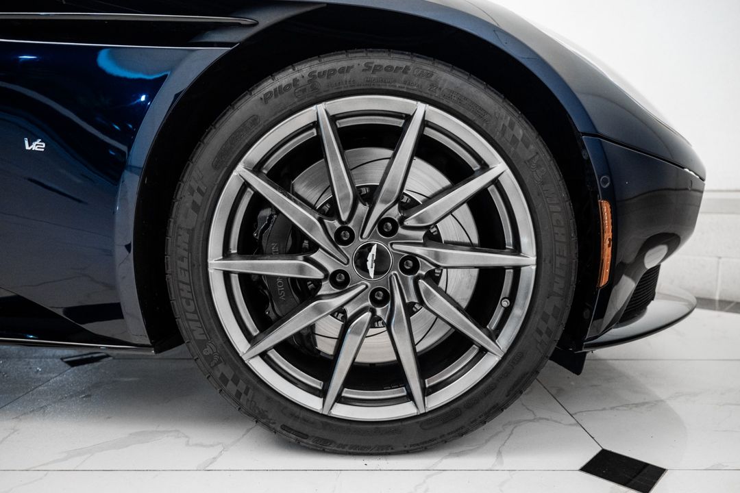 2017 Aston Martin DB11