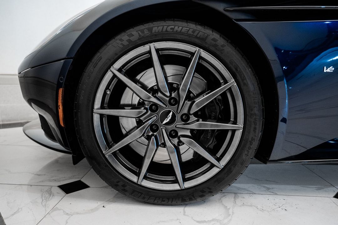 2017 Aston Martin DB11