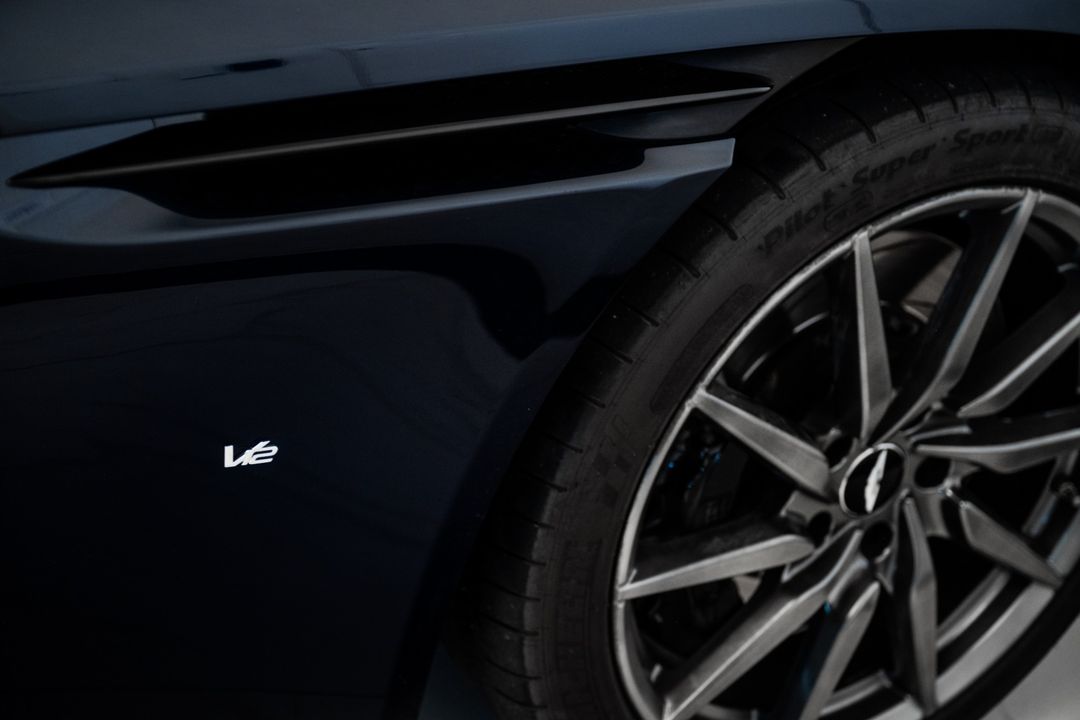 2017 Aston Martin DB11