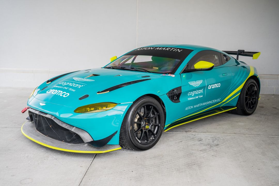 2020 Aston Martin VANTAGE