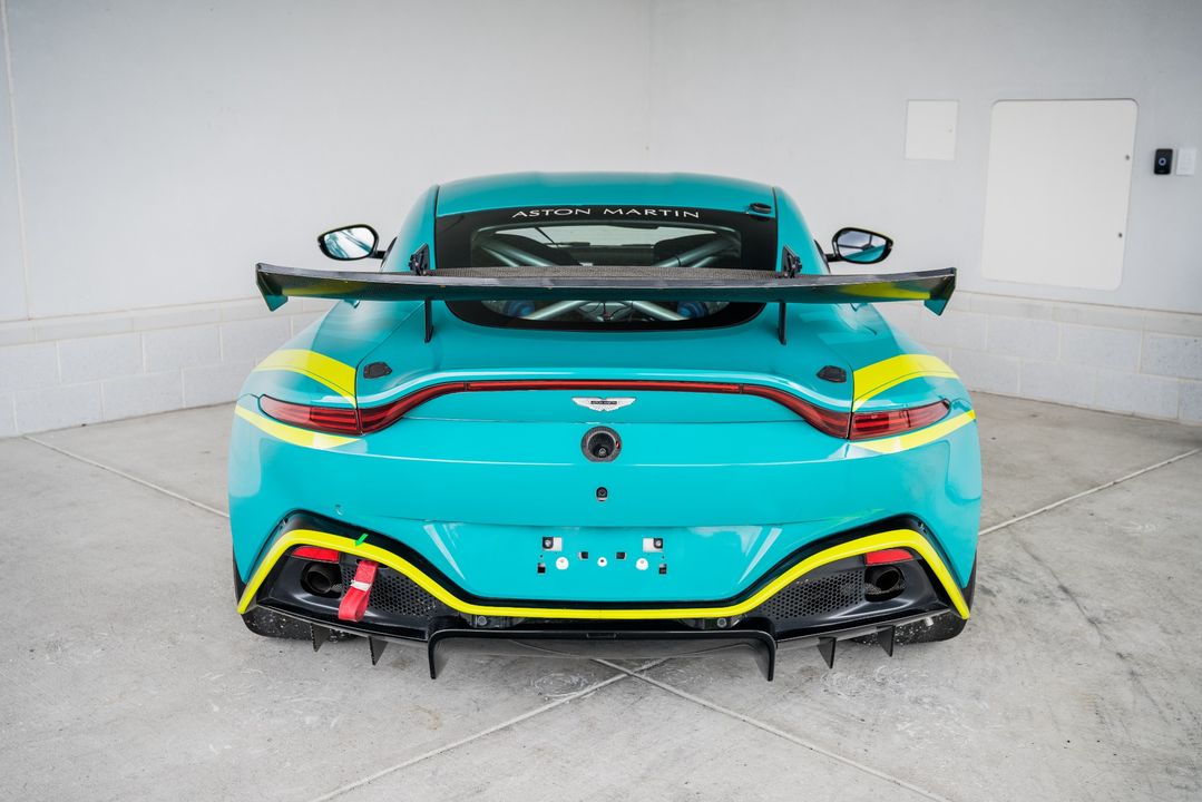 2020 Aston Martin VANTAGE