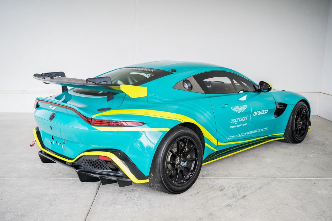 2020 Aston Martin VANTAGE