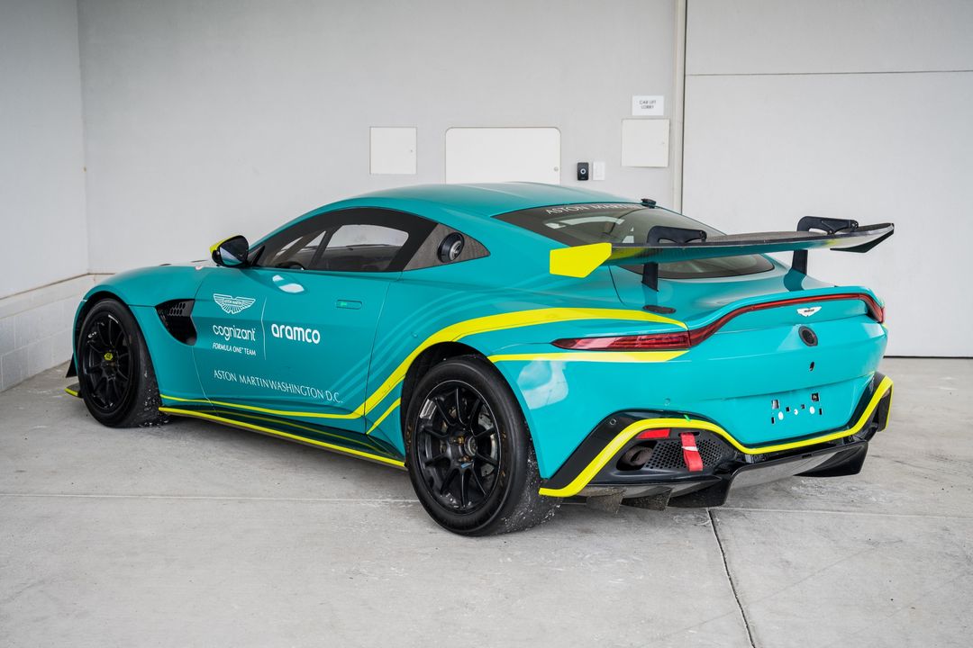 2020 Aston Martin VANTAGE