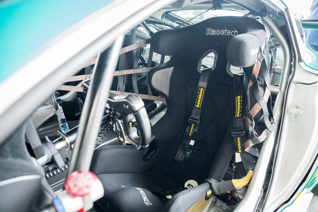 2020 Aston Martin VANTAGE