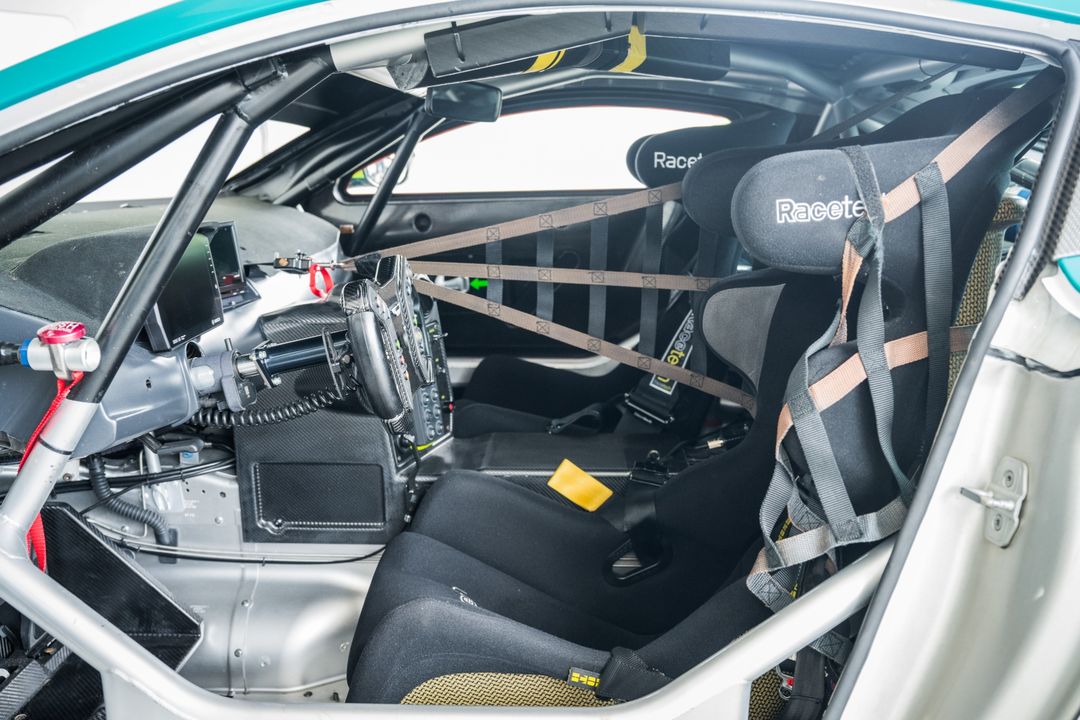 2020 Aston Martin VANTAGE