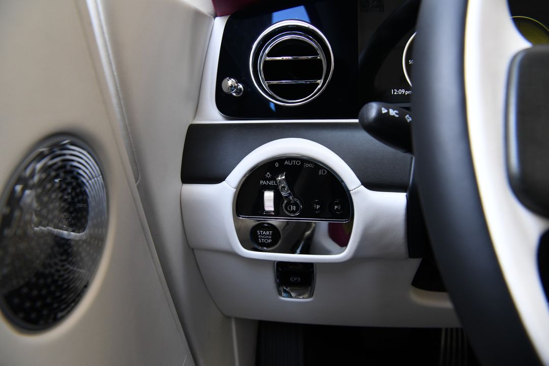2024 Rolls-Royce Spectre