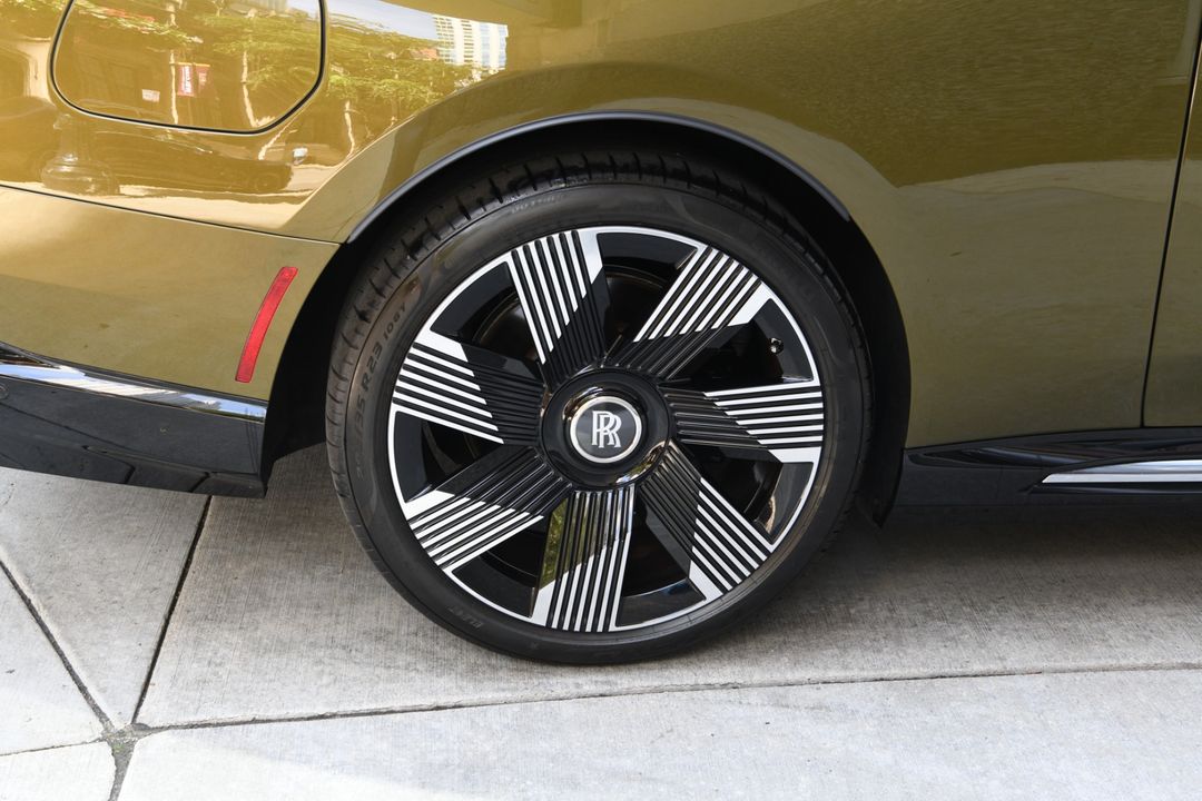 2024 Rolls-Royce Spectre