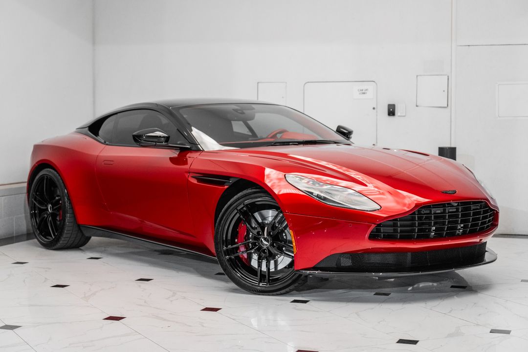 2023 Aston Martin DB11