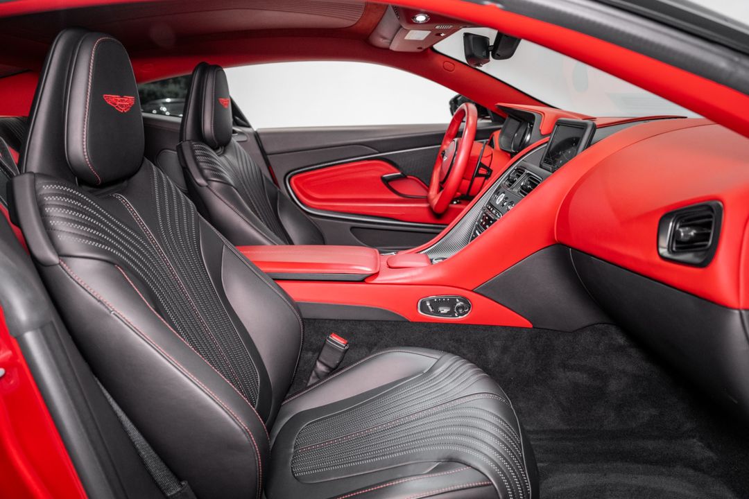 2023 Aston Martin DB11
