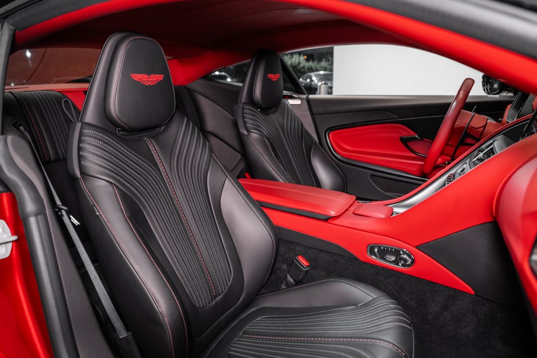 2023 Aston Martin DB11