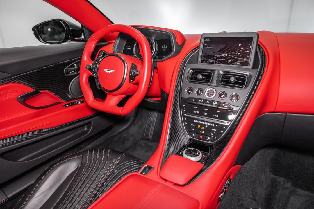 2023 Aston Martin DB11