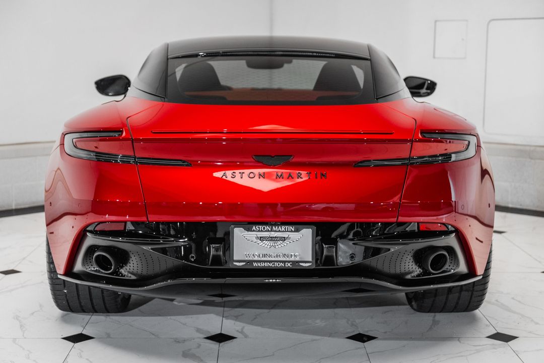 2023 Aston Martin DB11