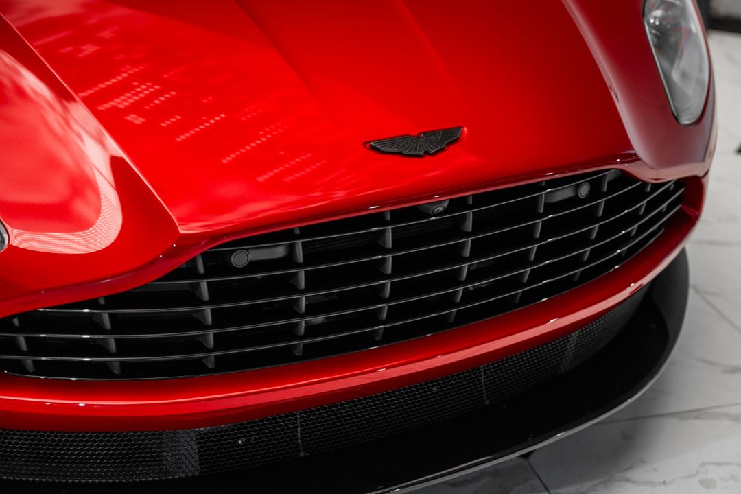2023 Aston Martin DB11