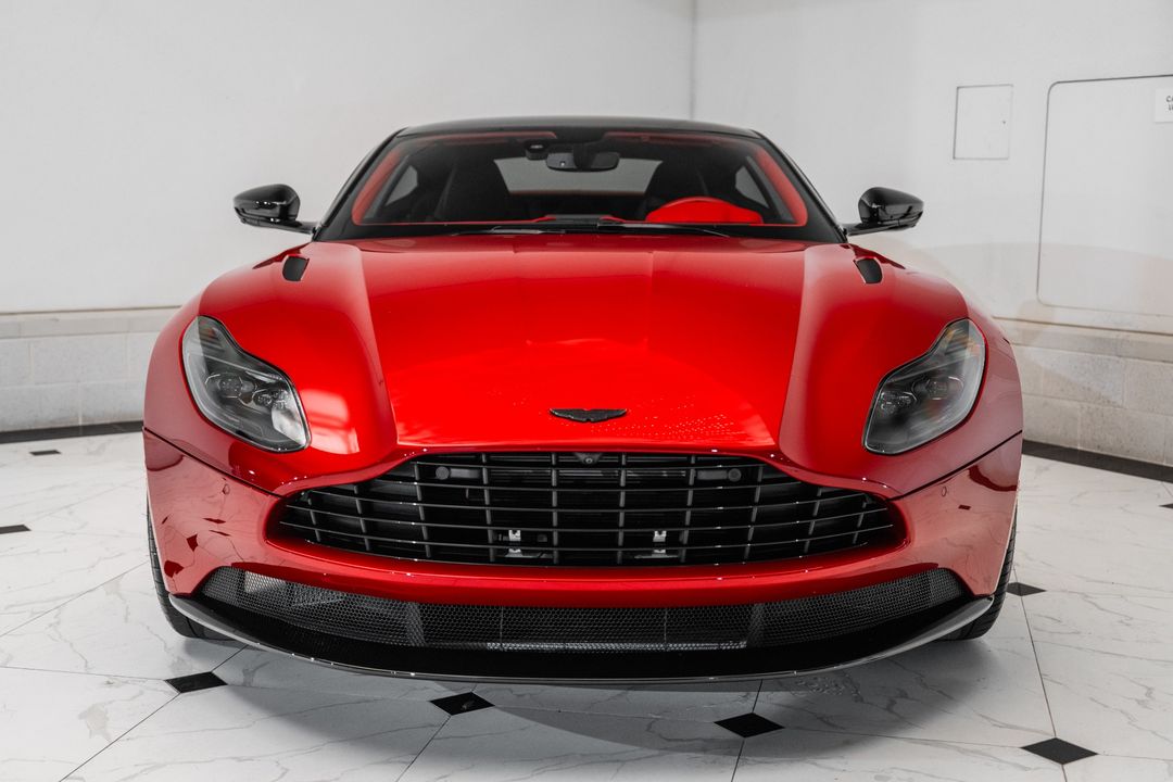 2023 Aston Martin DB11