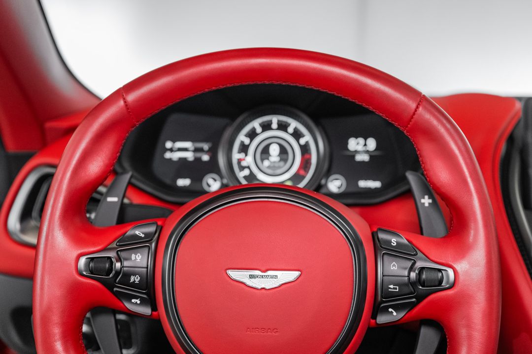 2023 Aston Martin DB11