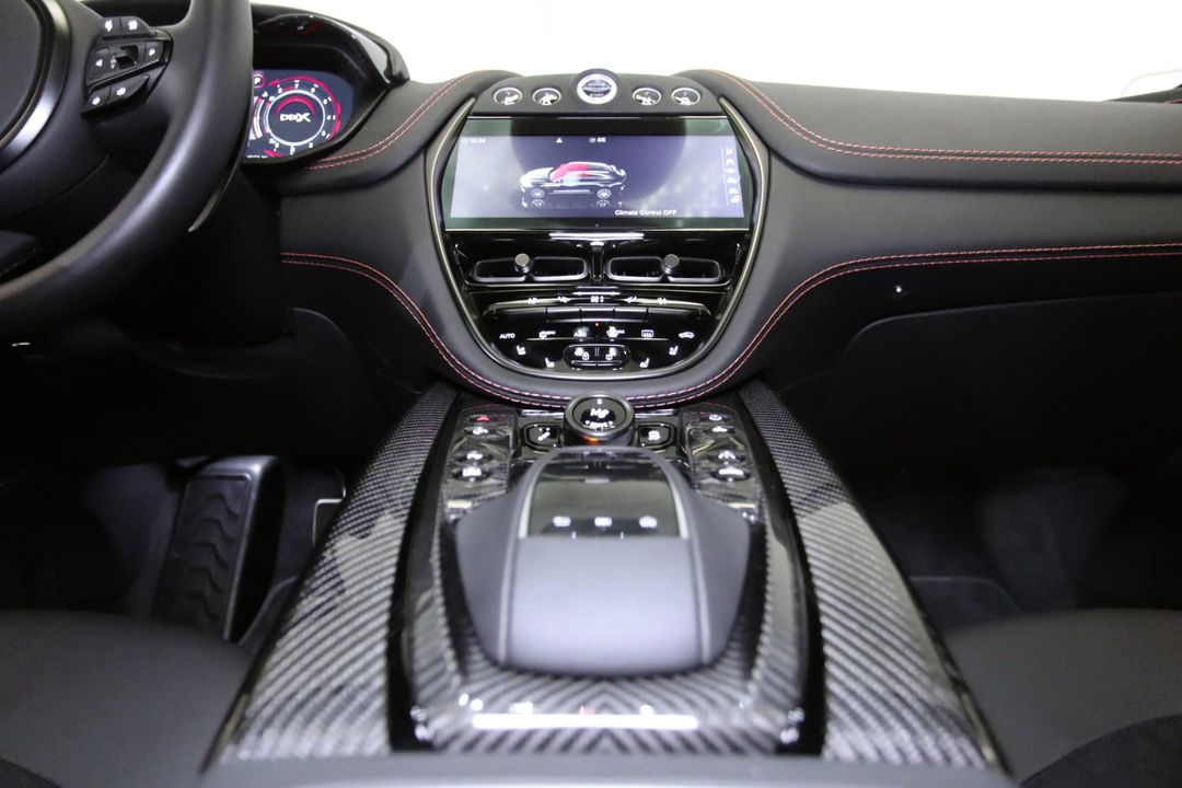 2023 Aston Martin DBX