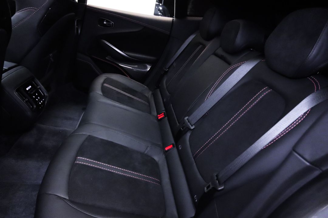 2023 Aston Martin DBX